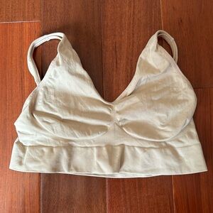 NWOT Just my size cream 2x sports bra